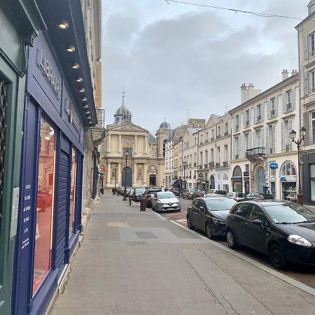 Appartement Versailles Quartier Notre Dame Au Pied Du Chateau Avec Parking מראה חיצוני תמונה